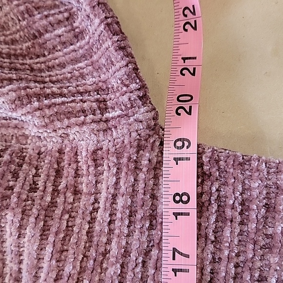 Pink Rose Size XS Mauve/ Dusty Rose Chenille Turtleneck Sweater, Exc. Used Cond. - Picture 9 of 13